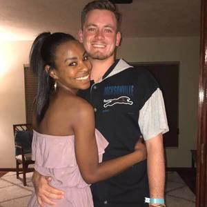 Meet your Posher, Mayara